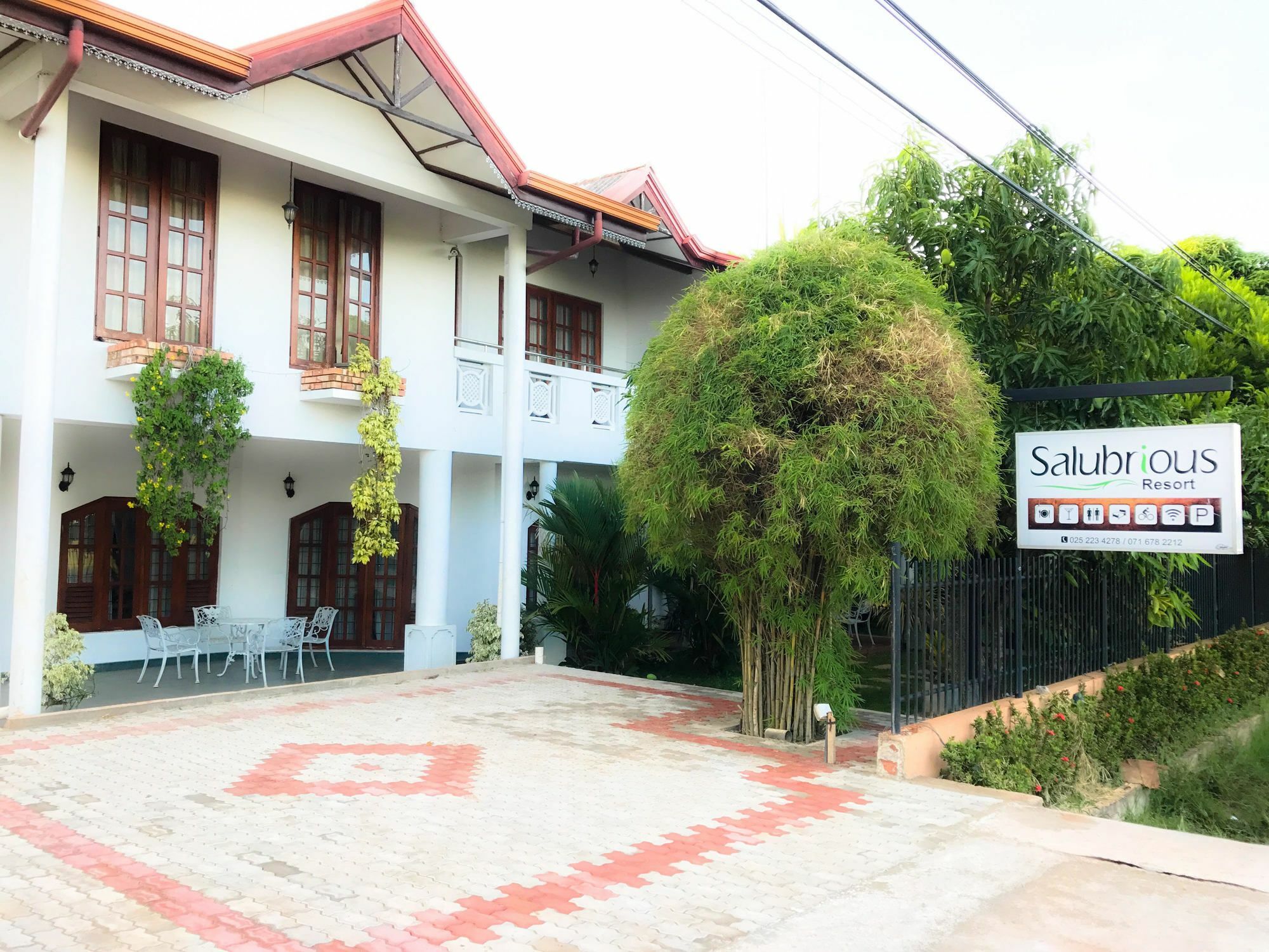 Salubrious Resort Anuradhapura Exterior foto